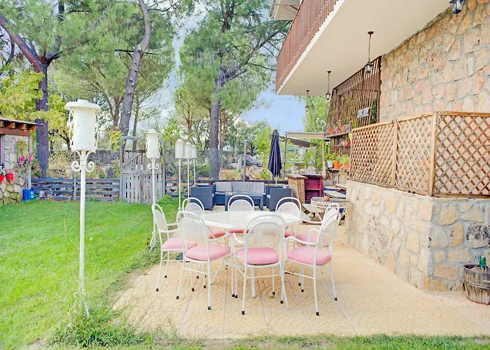 Rural Apartment With Spa And Common Areas