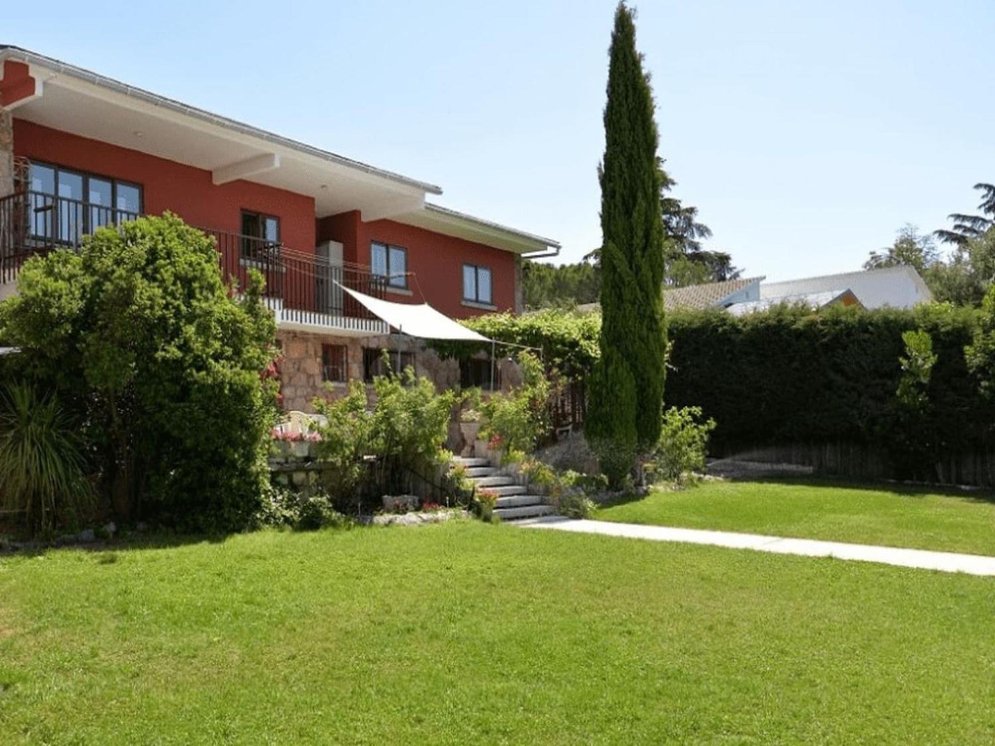 Ferienhaus Rural With And Common Areas *